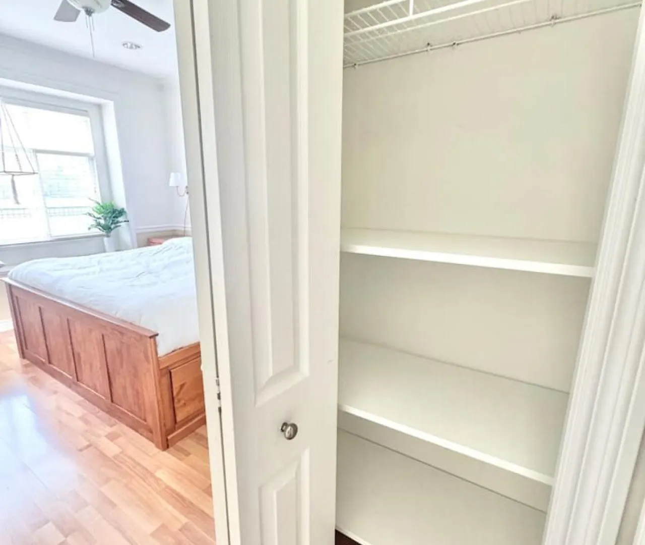 Heart Of Van. Private 2Br, Patio And Free Parking 溫哥華 度假居